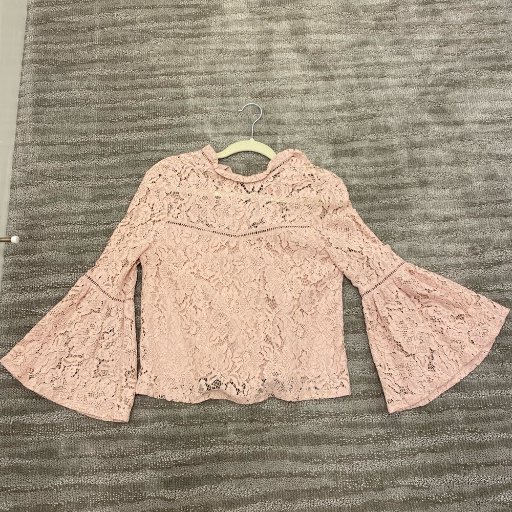 JACK light pink lace shirt